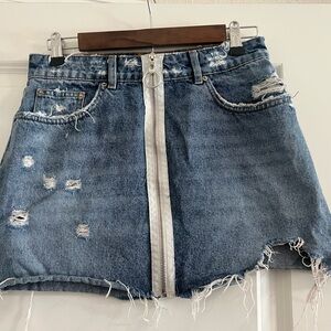 Denim Distressed Skirt with Zipper